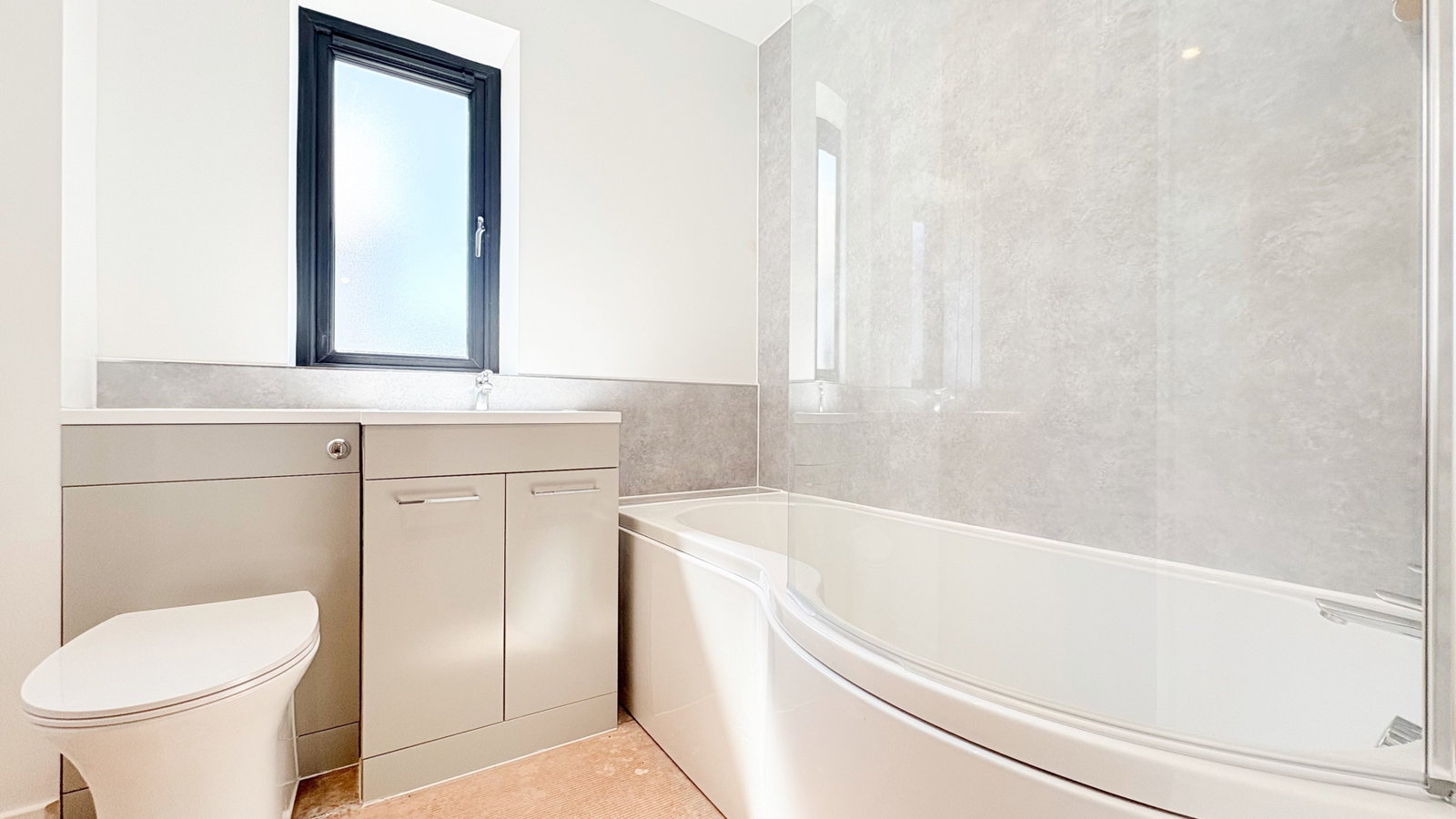 Semi Detached House for sale in Bristol, Fir Tree Lane, Bristol, BS5 8TZ