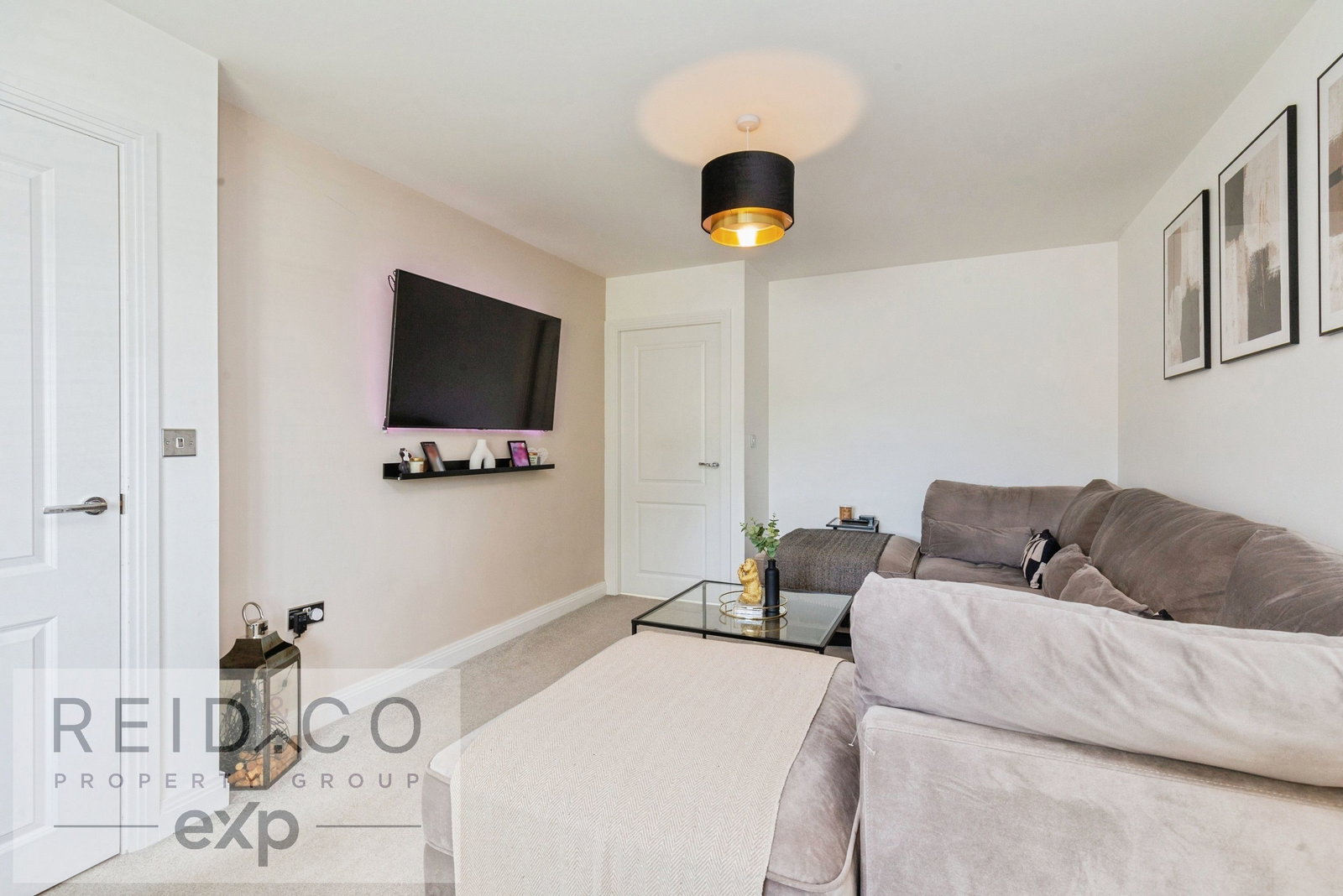 Semi Detached House in Preston
