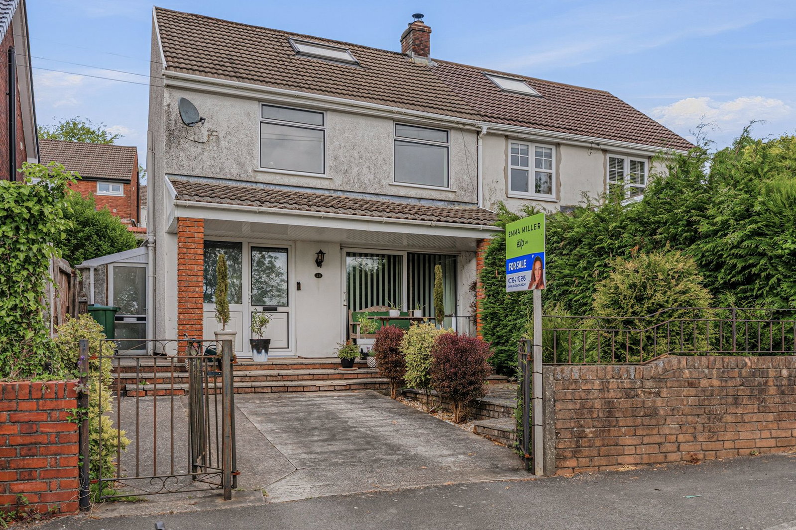 Semi Detached House in Newport
