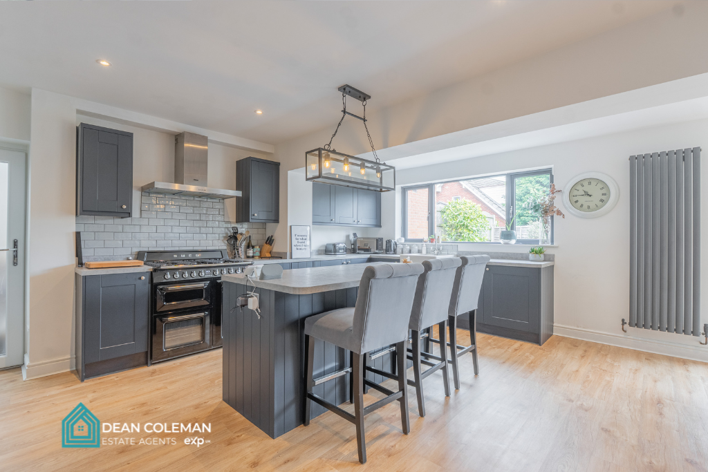 Semi Detached House in Birmingham