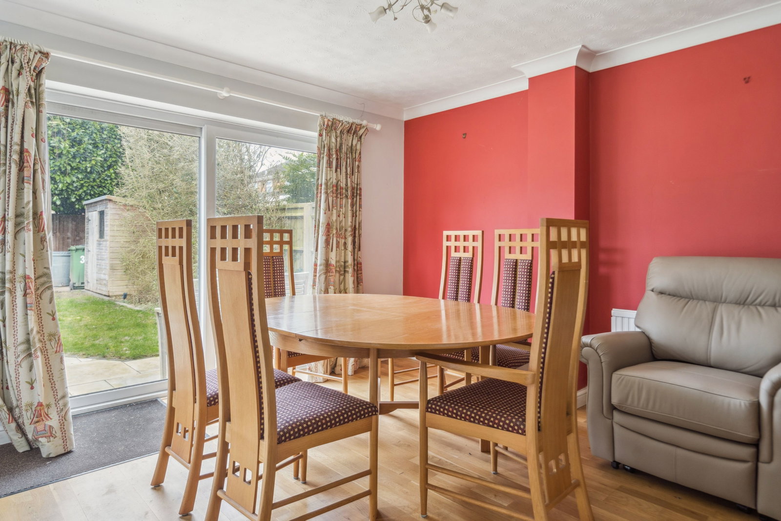 Detached House in Chalfont St Peter