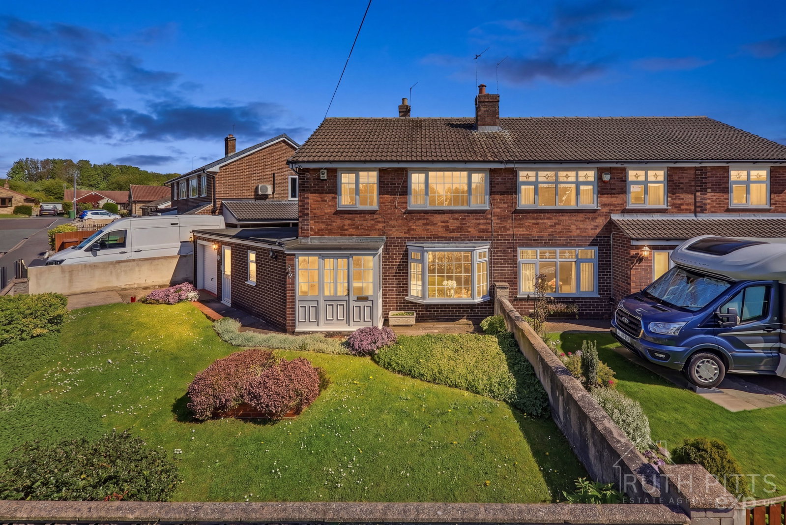 Semi Detached House in Pontefract