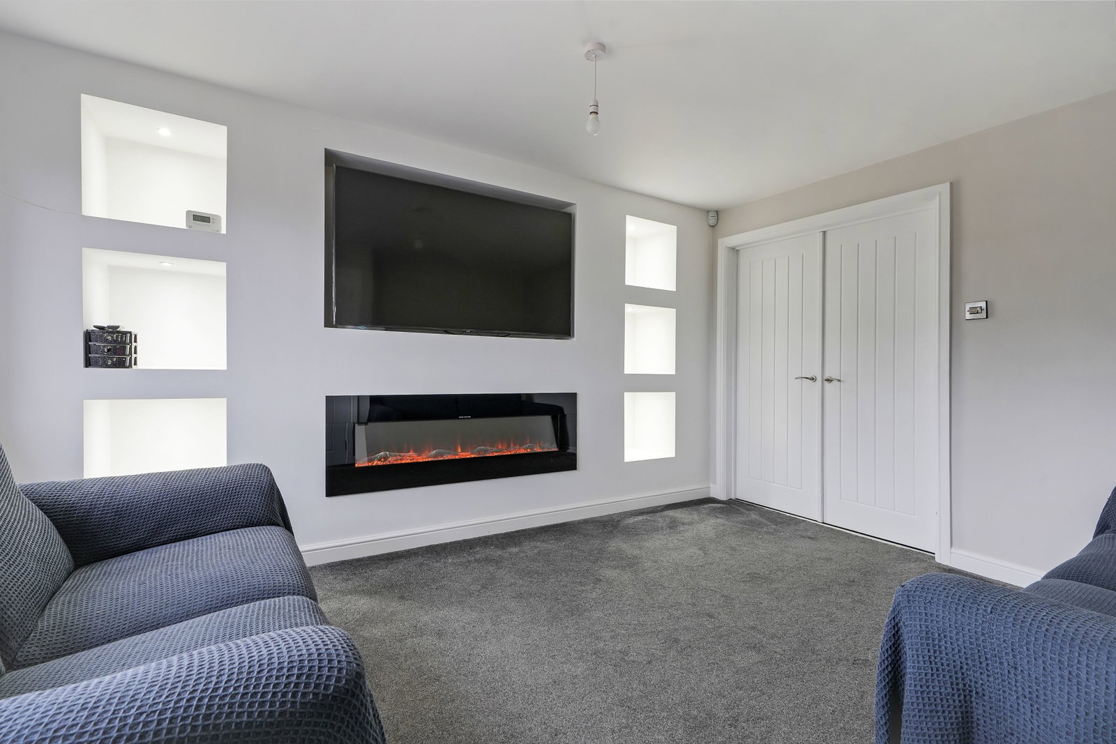 Semi Detached House in Sheffield