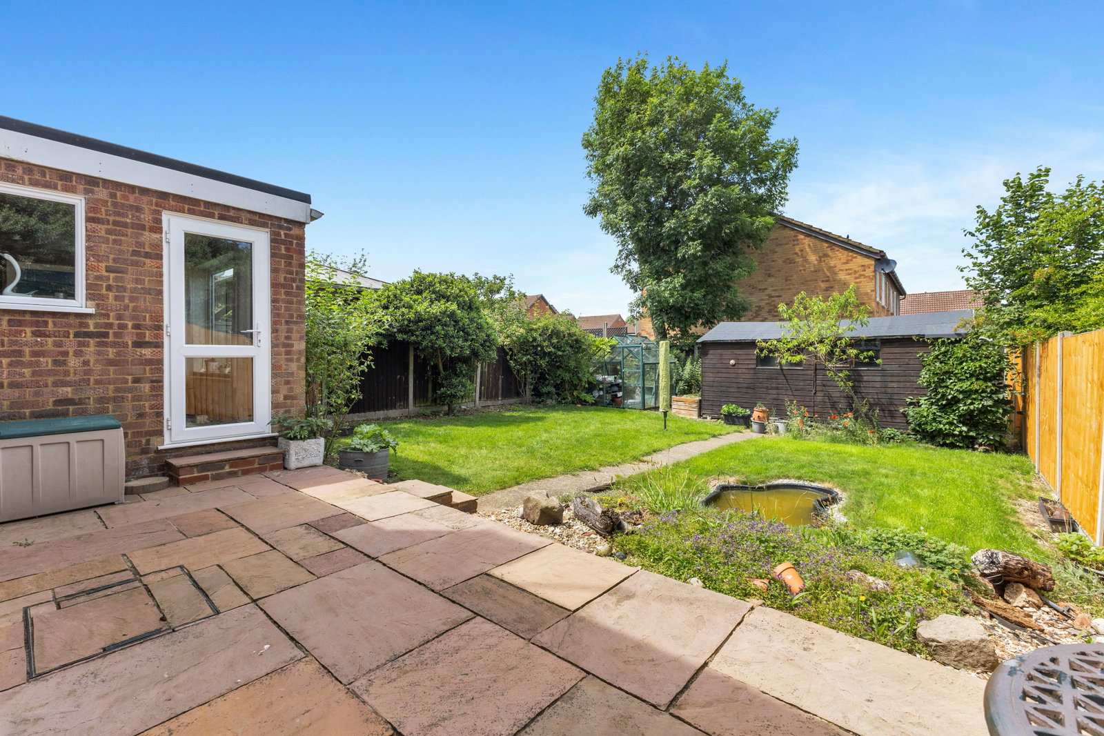 Semi Detached House in Dunstable