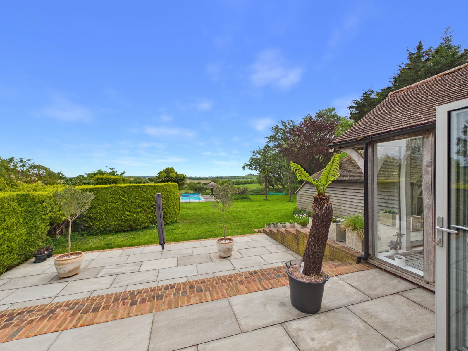 Semi Detached House in Tenterden
