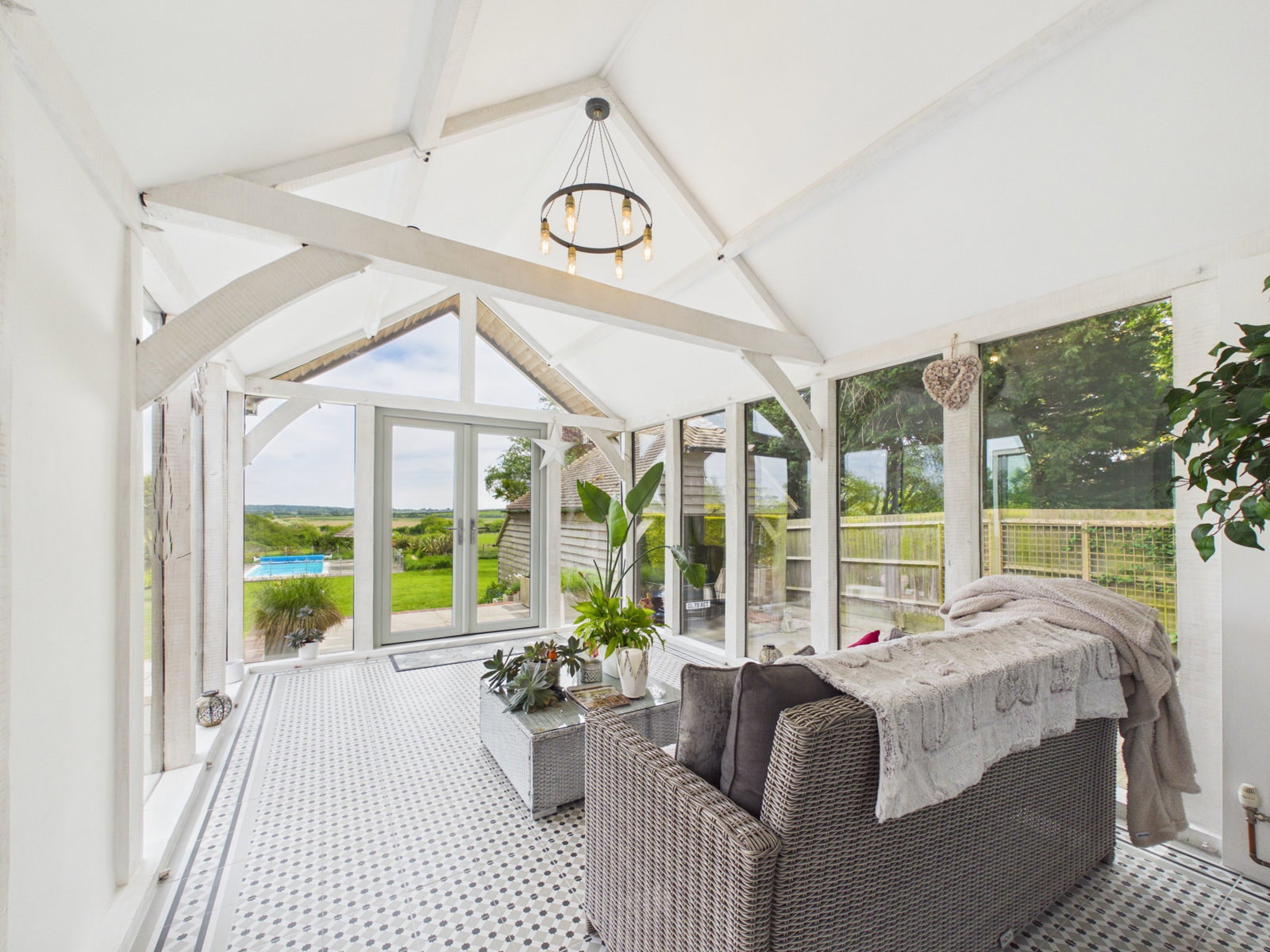 Semi Detached House in Tenterden