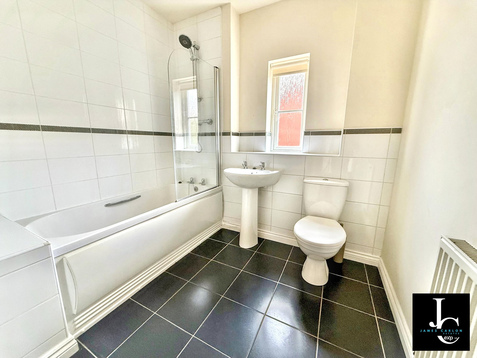 Flat in Telford