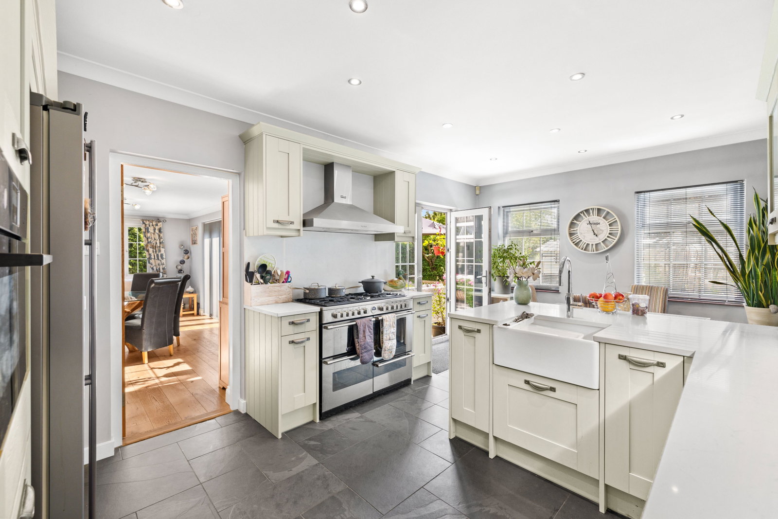 Detached House in Oxted