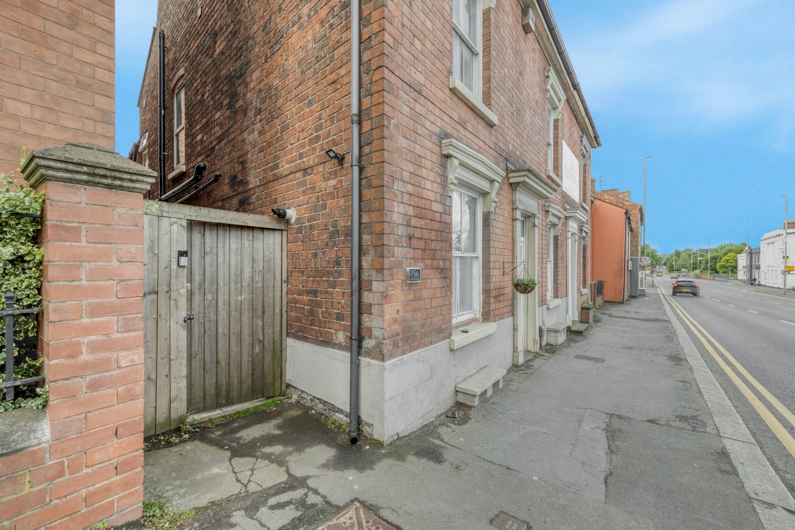 End Of Terrace House in Stourbridge