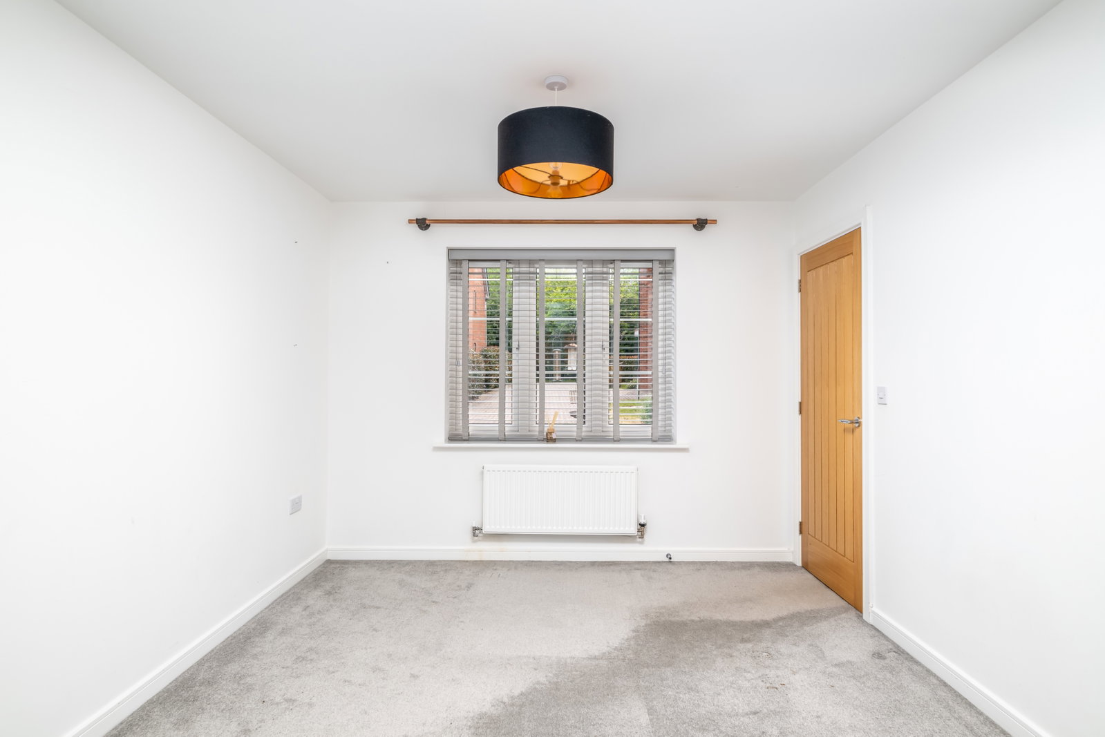 Detached House in Leighton Buzzard