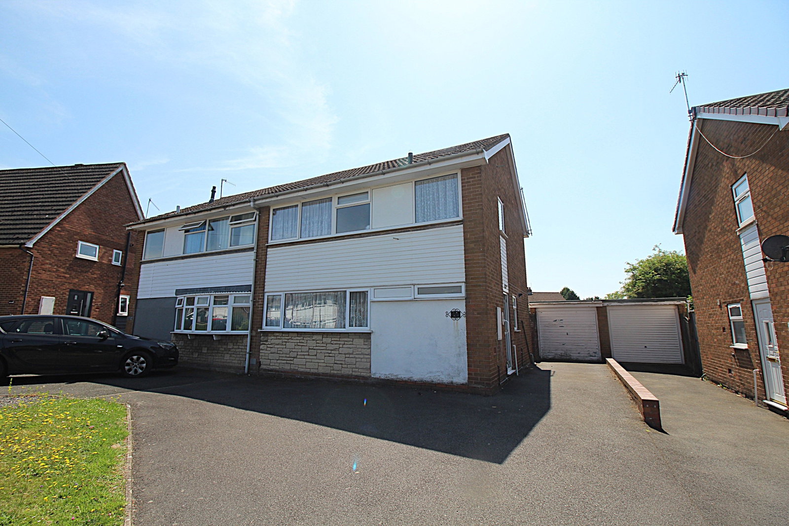 Semi Detached House in Brierley Hill