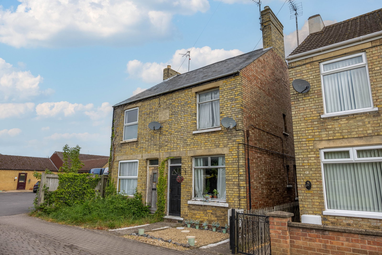 End Of Terrace House in March