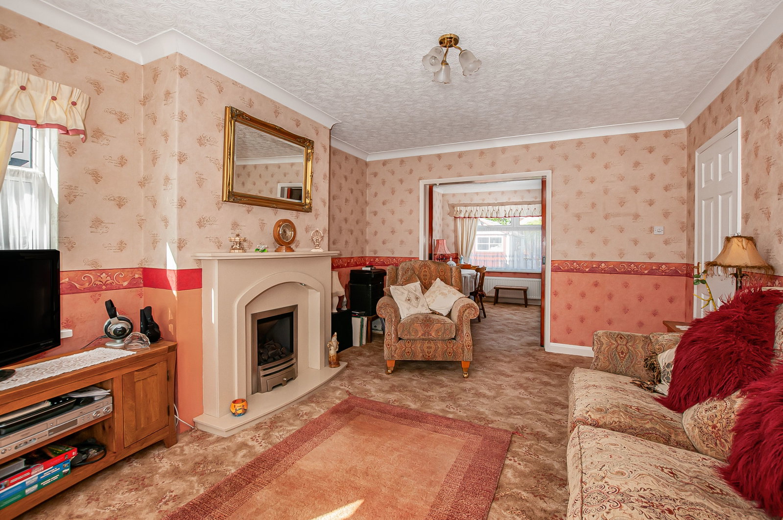 Semi Detached House in Hull