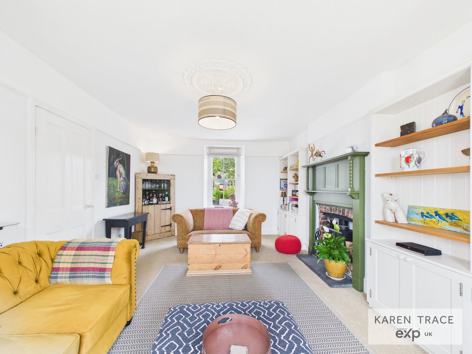 Semi Detached House in Par