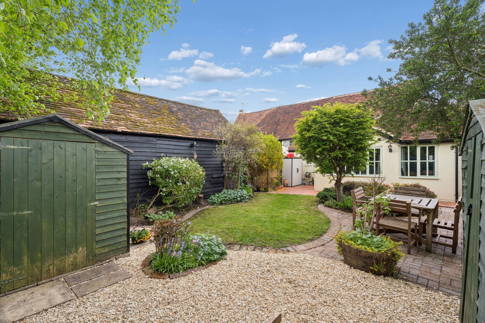 End Of Terrace House in Chalfont St. Giles 2