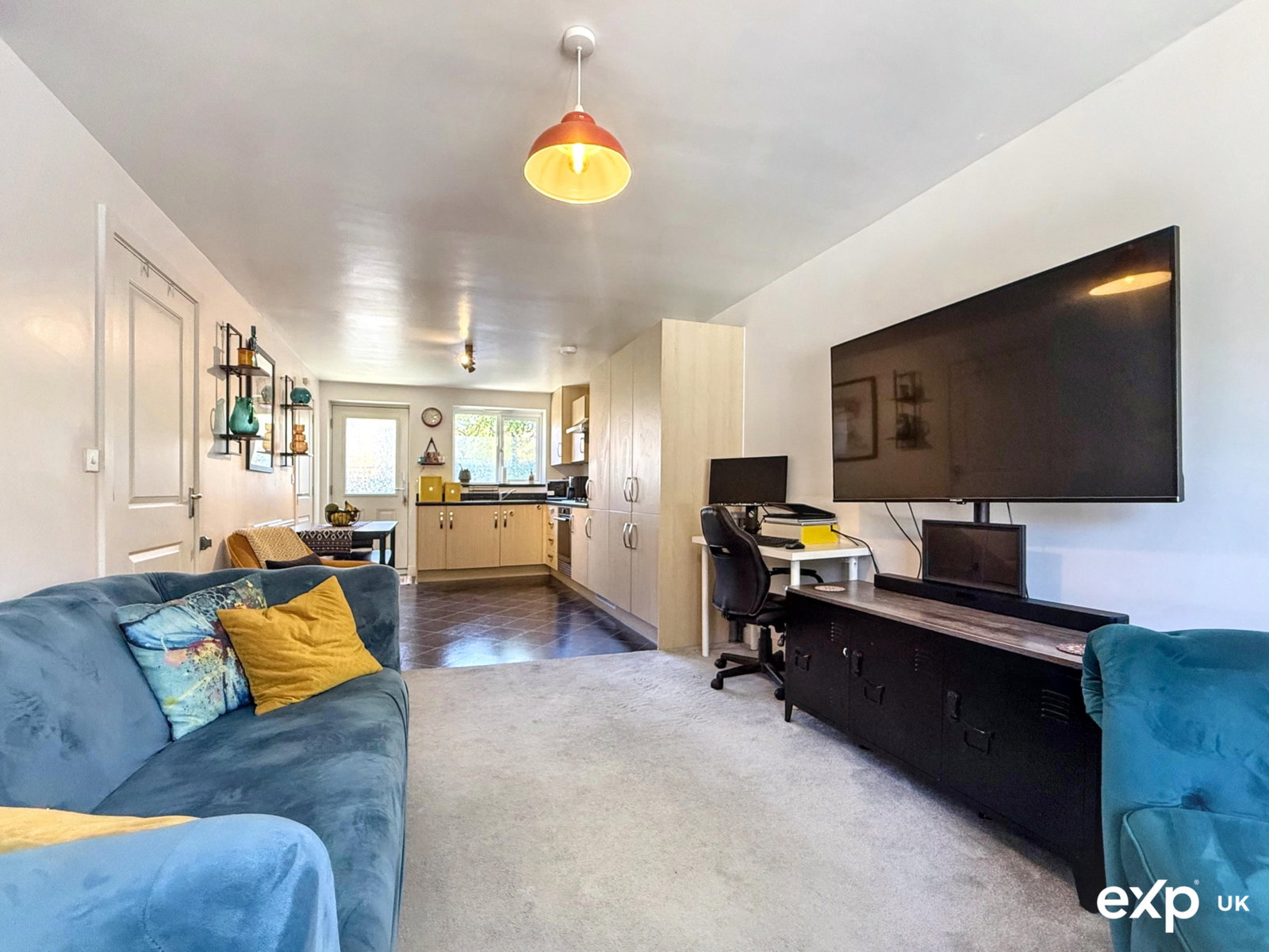 Semi Detached House in Milton Keynes