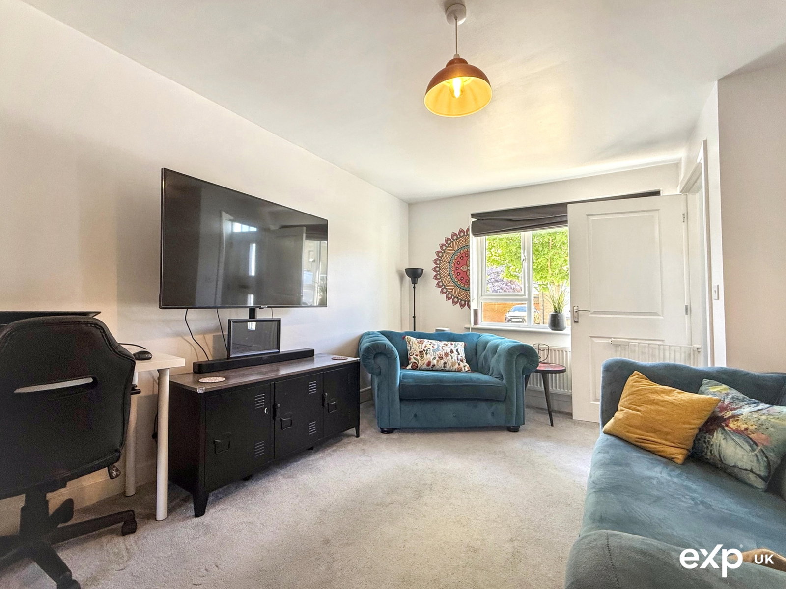 Semi Detached House in Milton Keynes