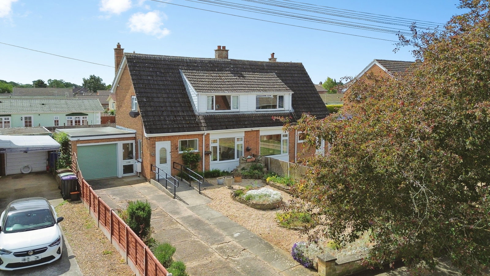 Semi Detached House in Sleaford