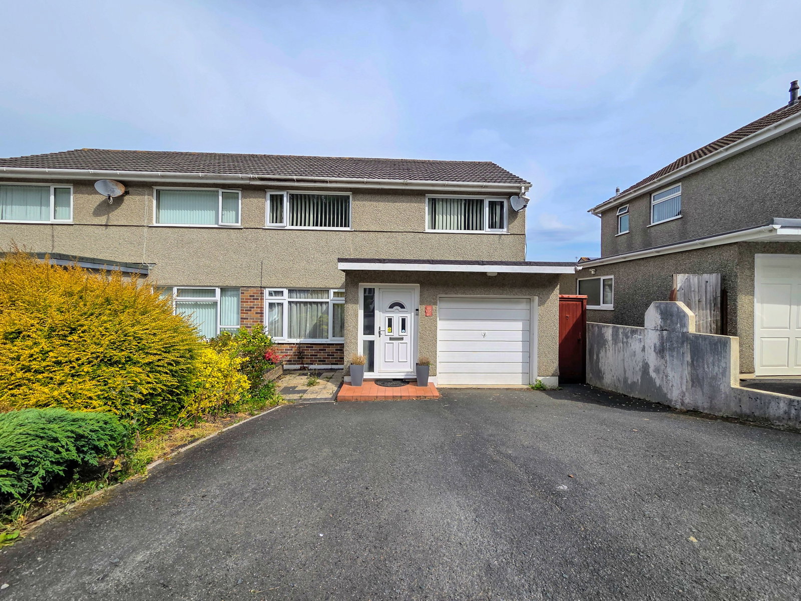 Semi Detached House in Plymouth