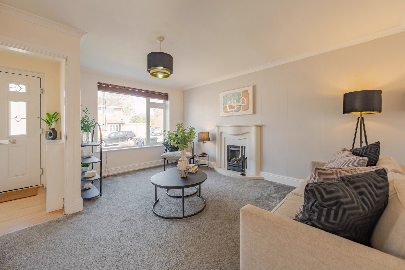 Semi Detached House in Leamington Spa