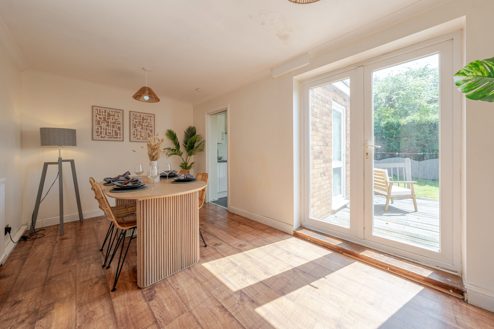 Semi Detached House in Leamington Spa