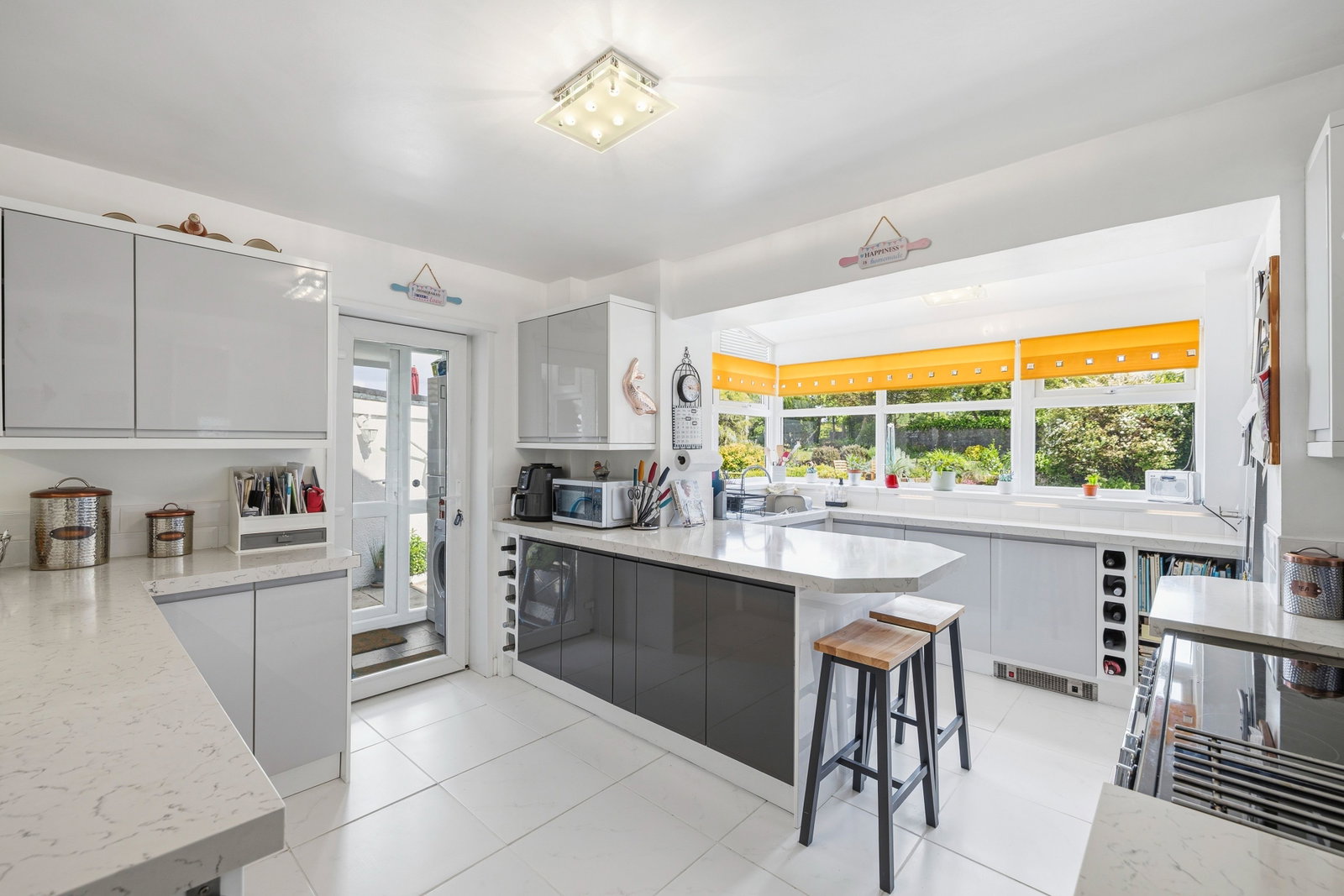 Detached House in Swansea
