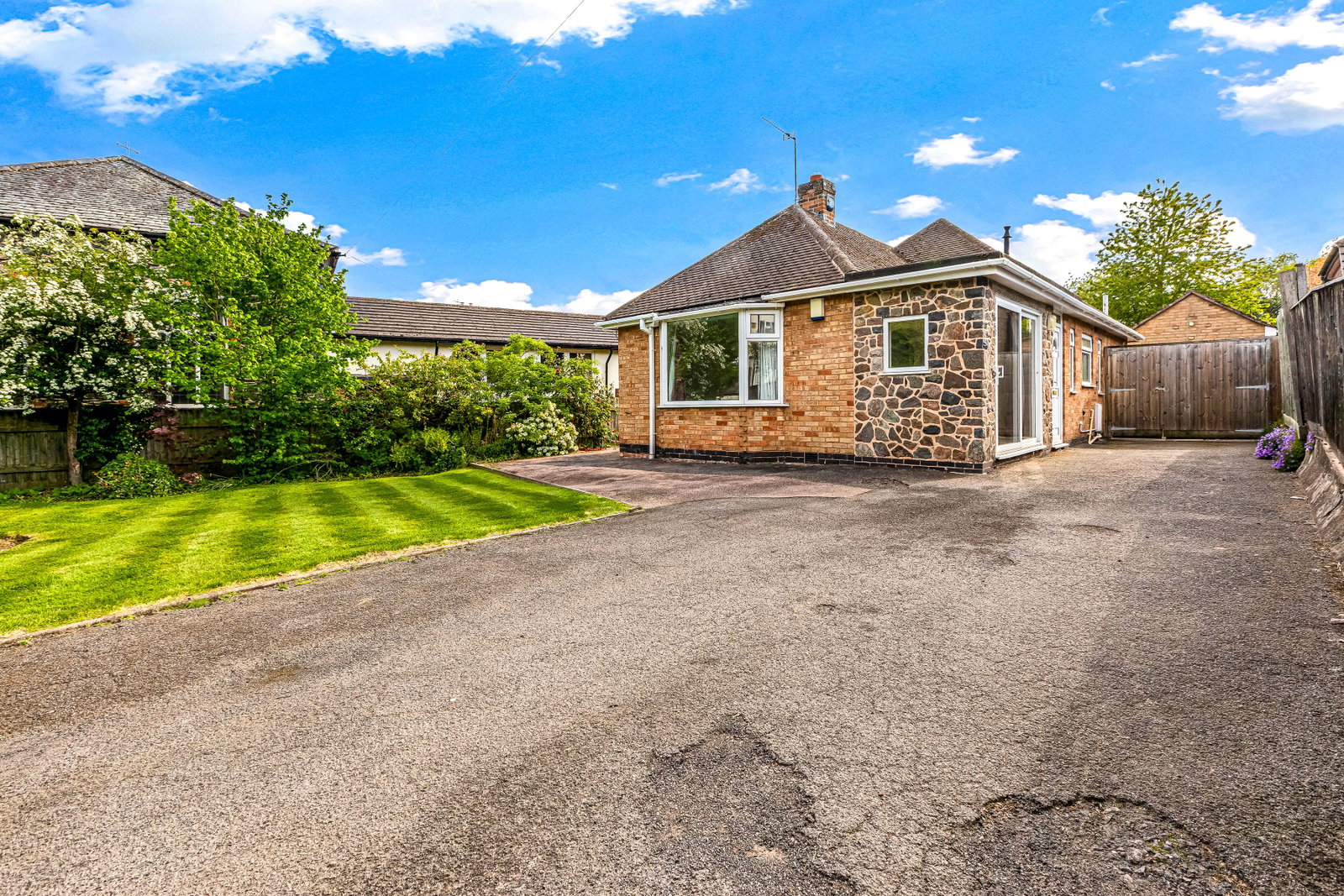 Bungalow in Leicester