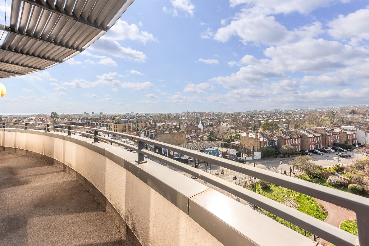 Flat in London