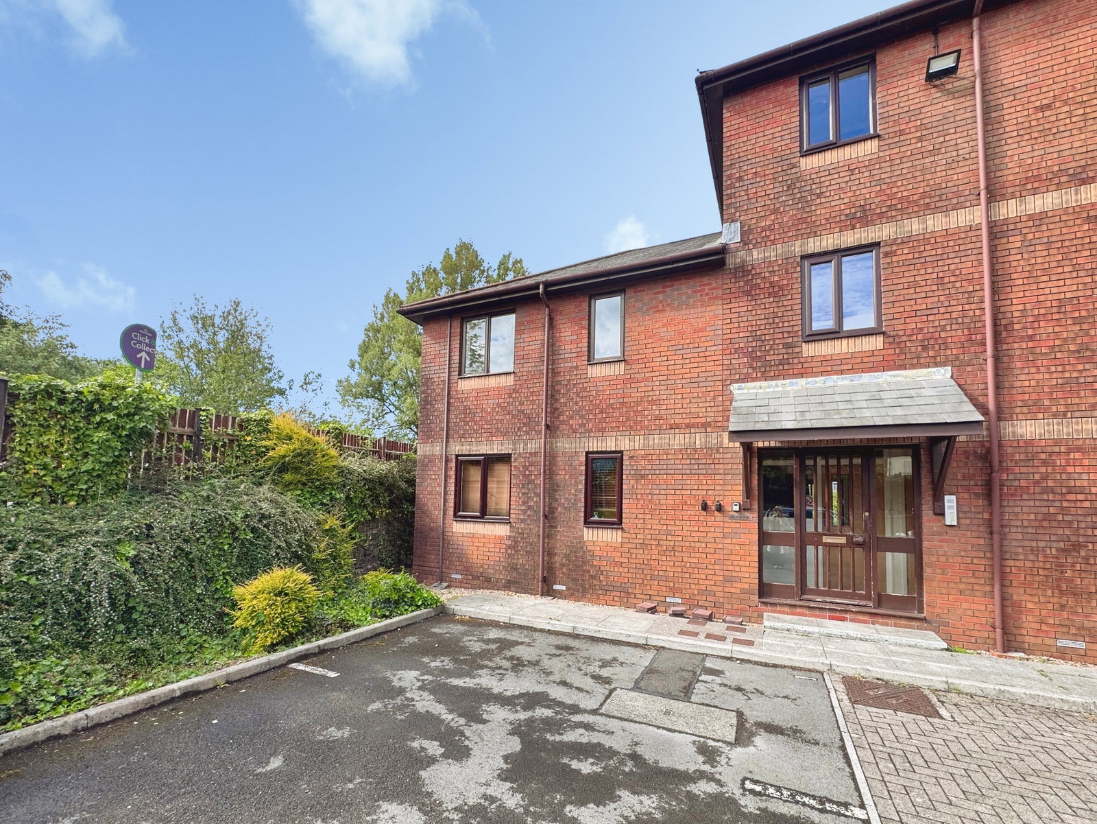 Flat in Neath