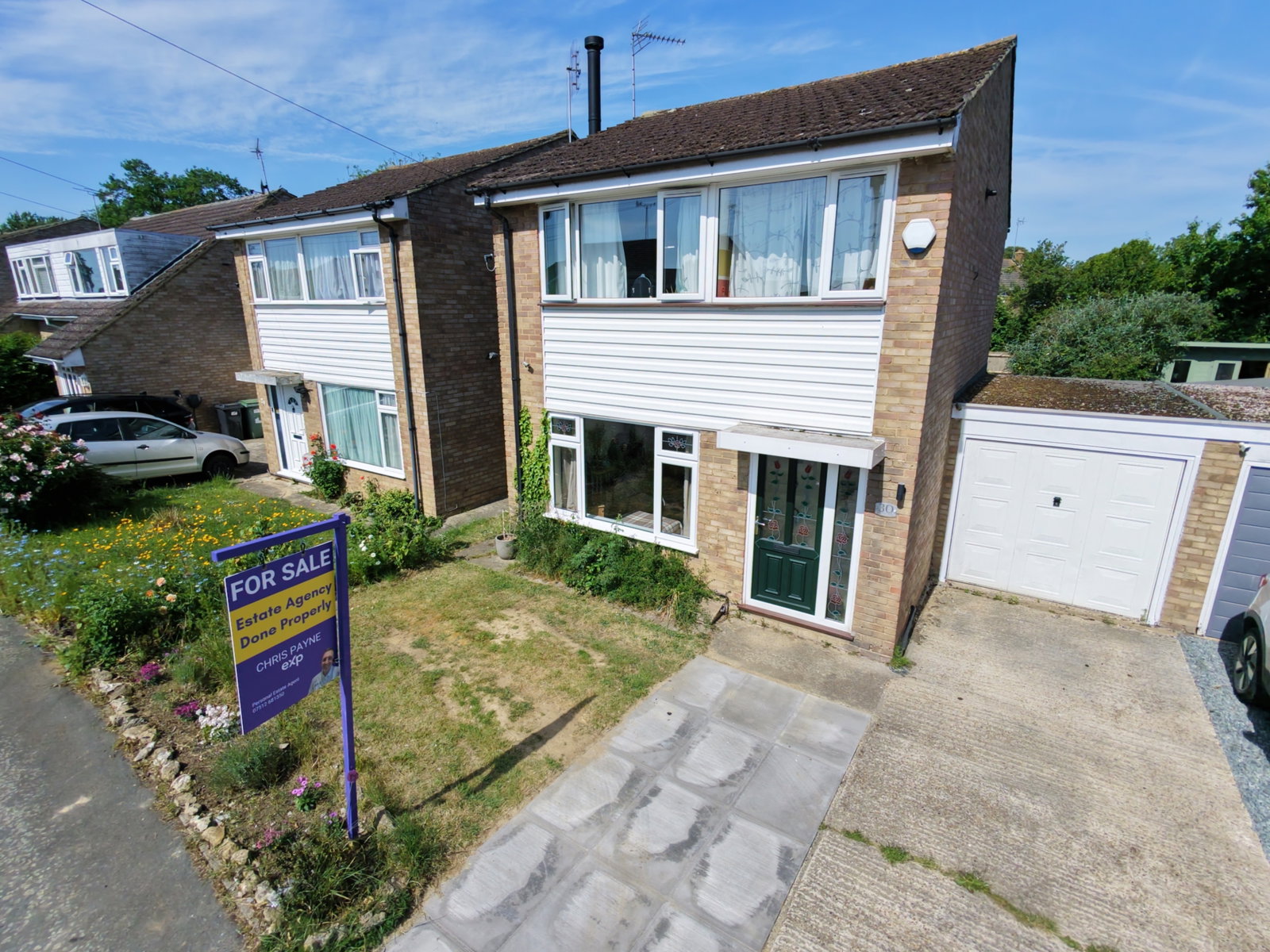 Detached House in Ashford