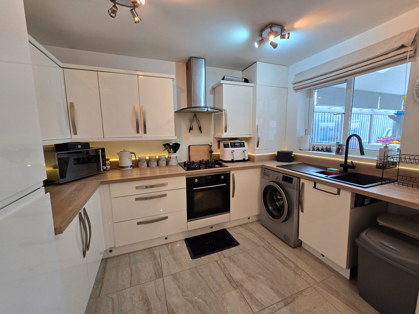 End Of Terrace House in Swansea