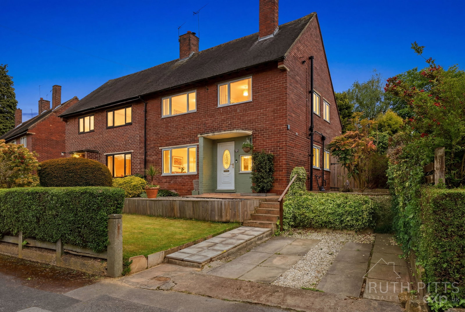 Semi Detached House in Pontefract