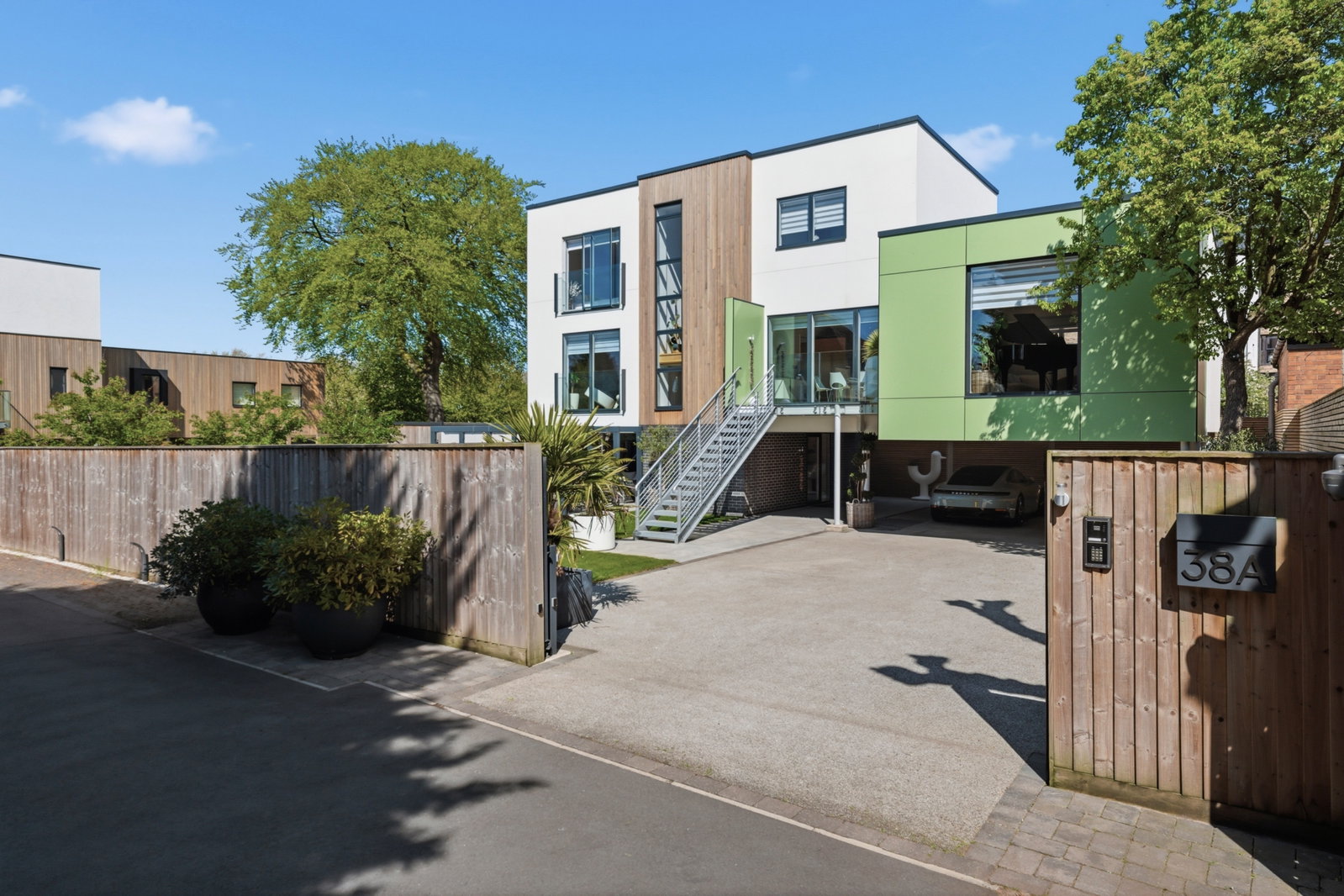 Detached House in Nottingham