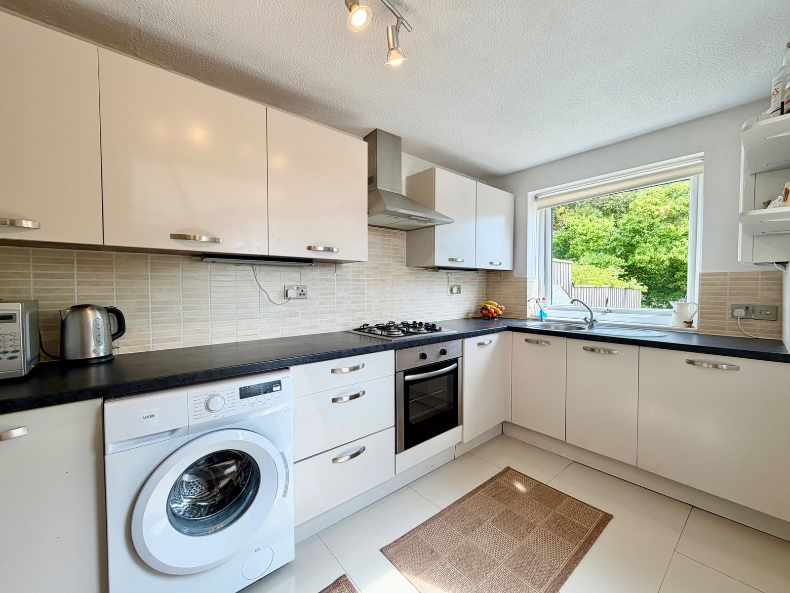 Semi Detached House in Newton Abbot