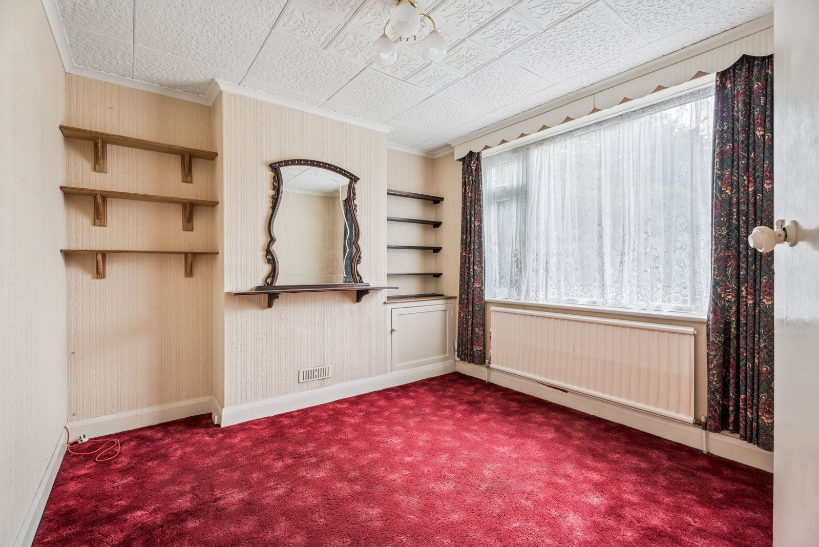 Semi Detached House in Dunstable