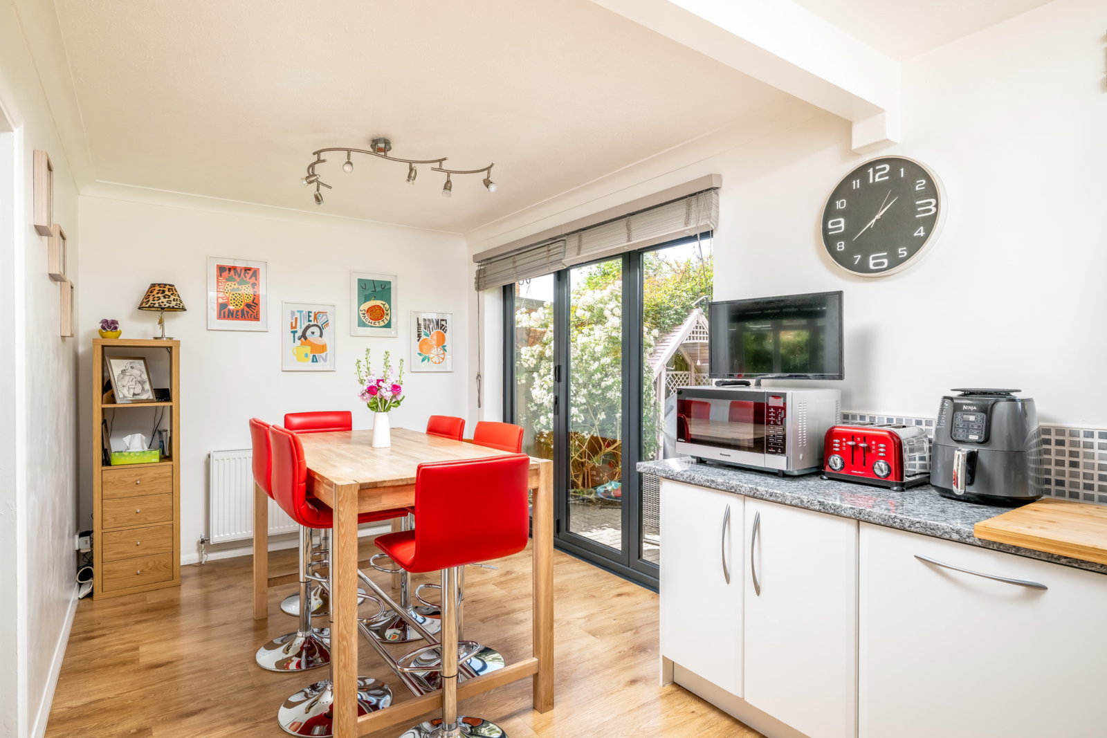 Detached House in Leighton Buzzard