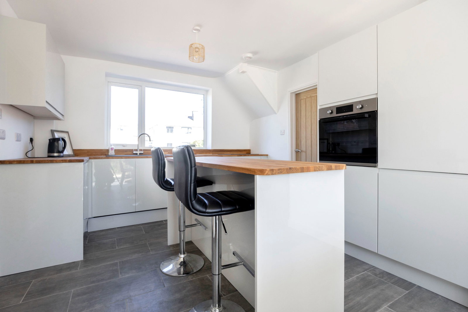Semi Detached House in Cheltenham