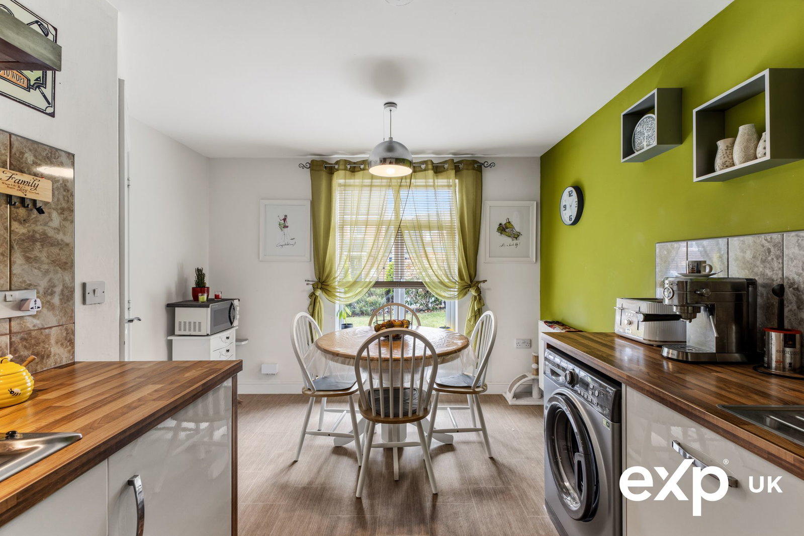 Semi Detached House in Mansfield
