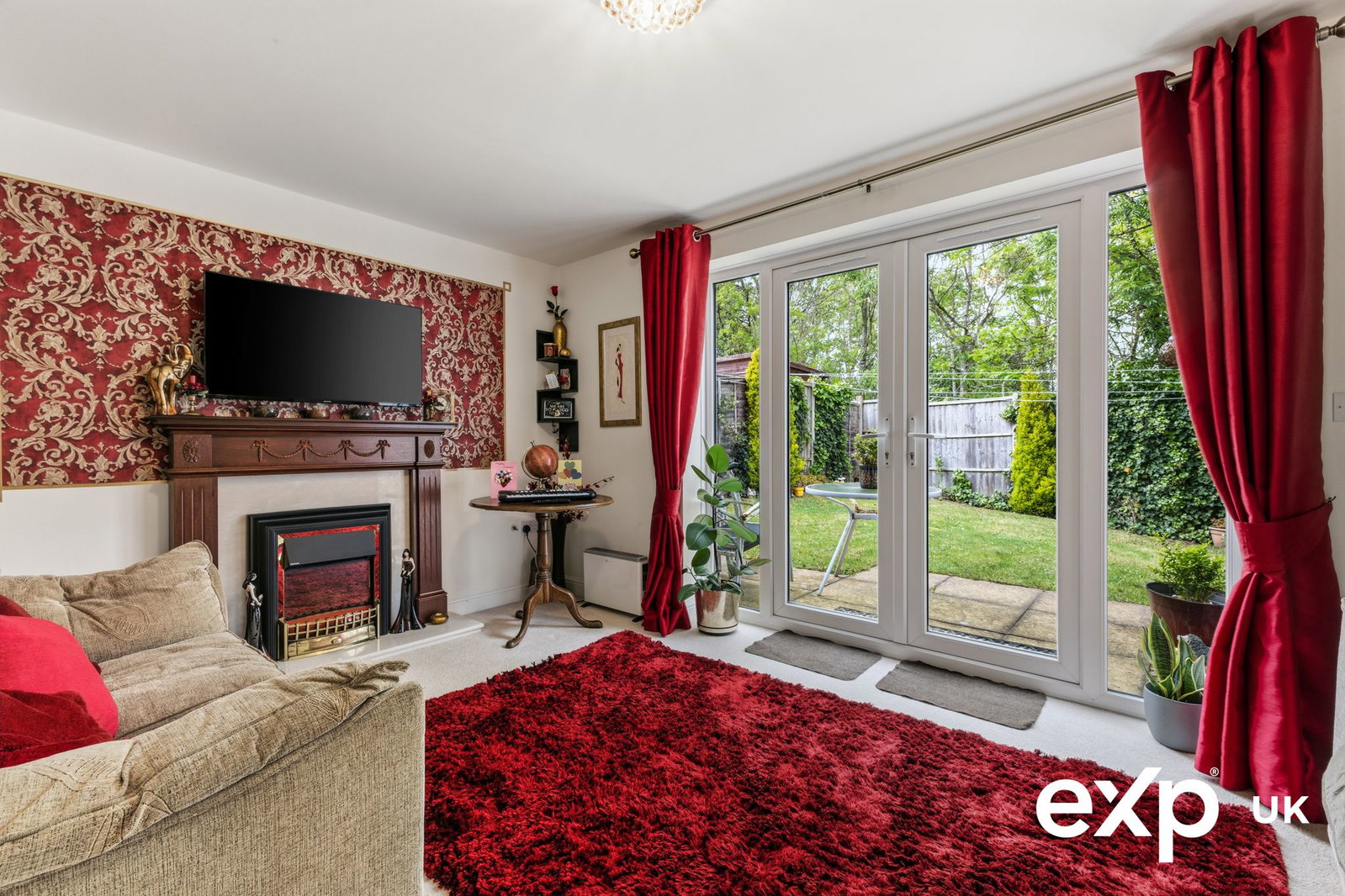 Semi Detached House in Mansfield