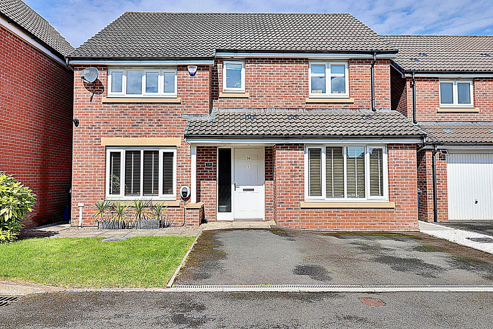 Detached House in Cardiff