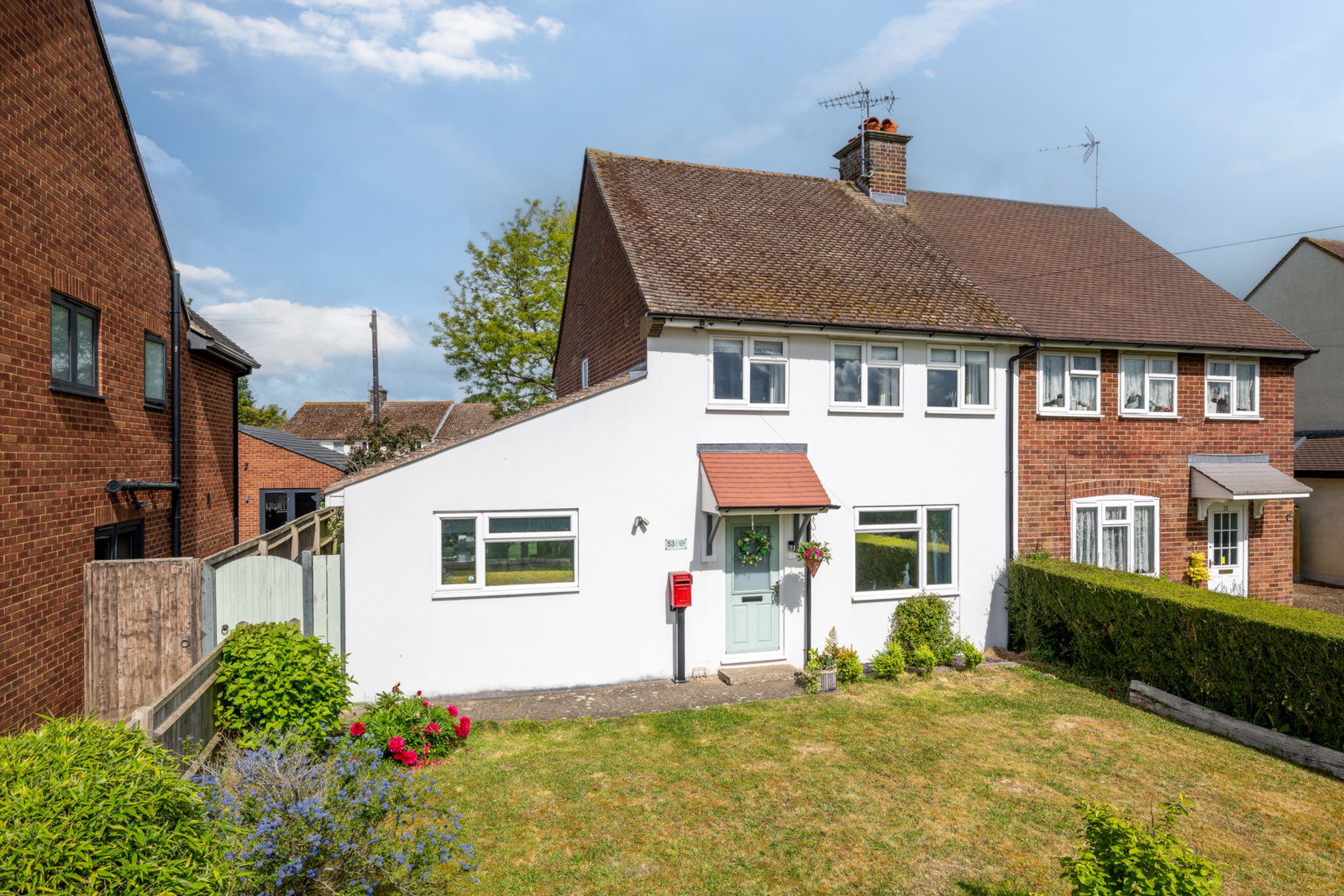 Semi Detached House in Tring