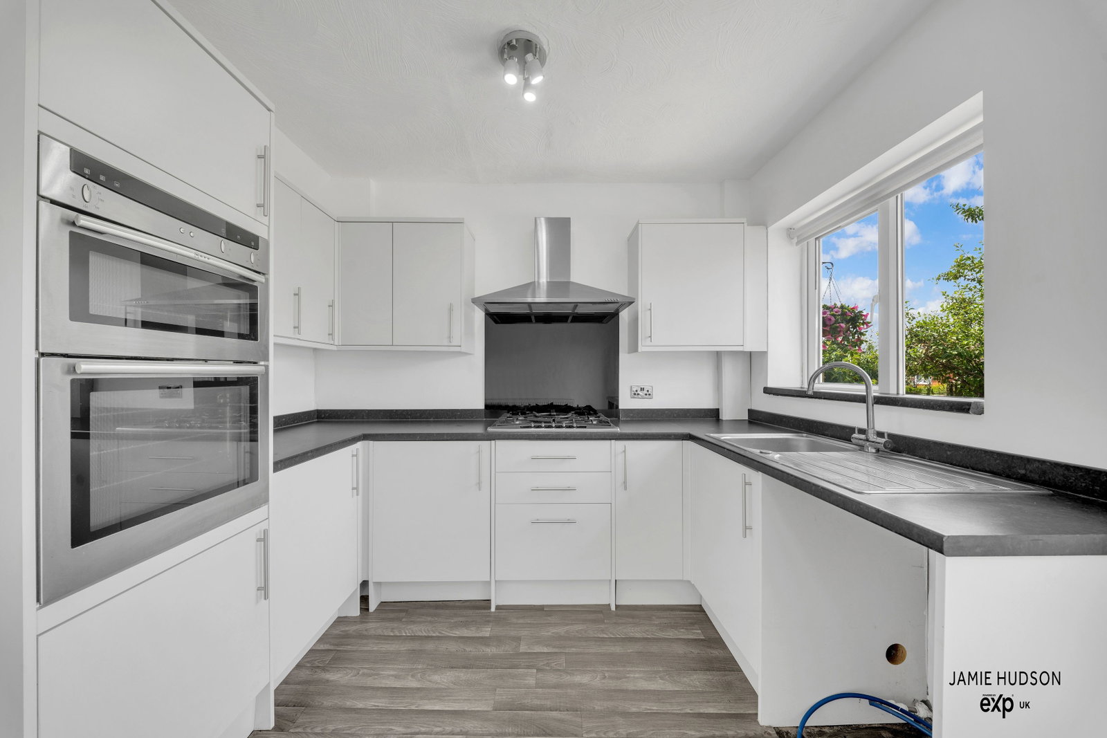 Semi Detached House in Burnley