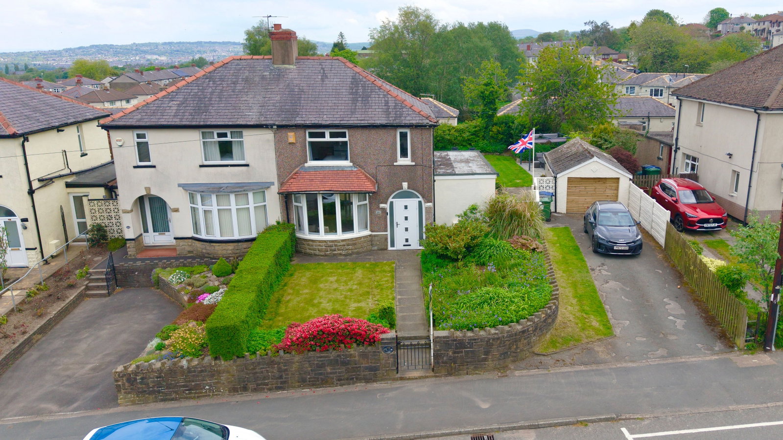 Semi Detached House in Burnley