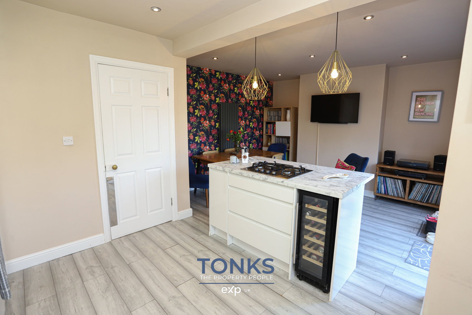 Semi Detached House in Halesowen