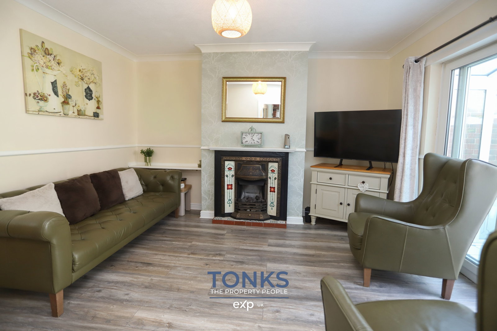 Semi Detached House in Halesowen