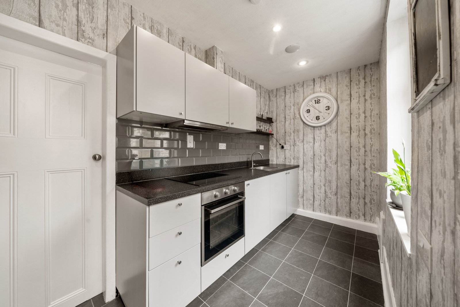 Terraced House in Brighouse 5