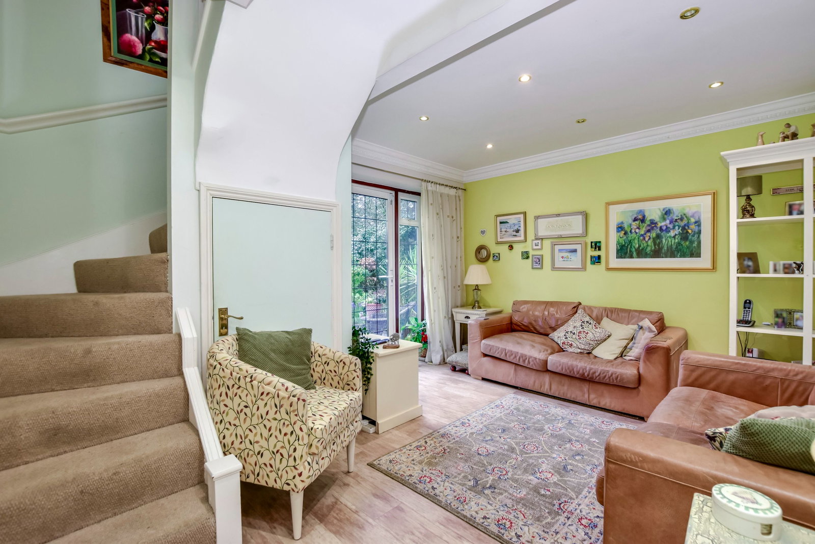 Flat in Bushey