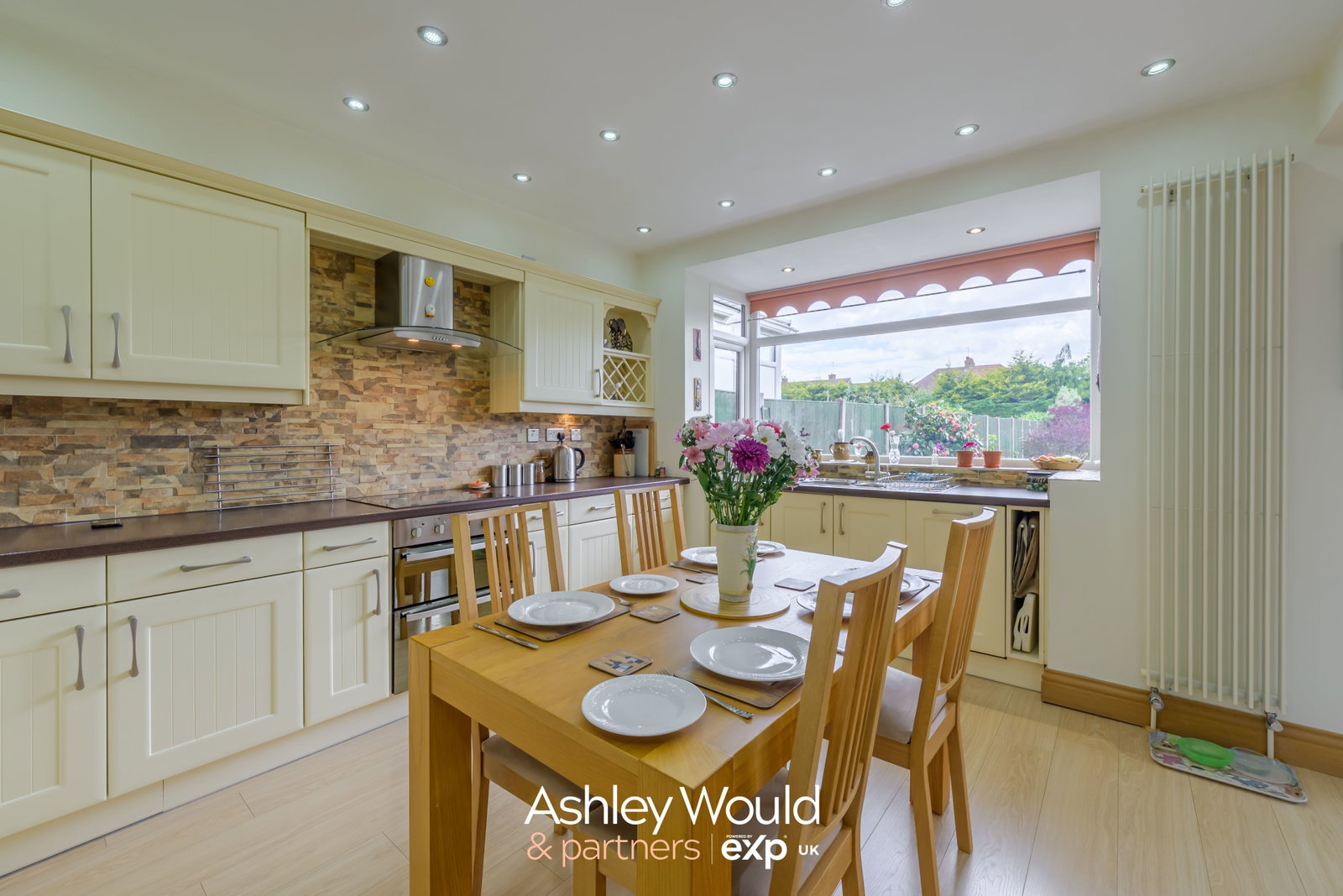 Semi Detached House in Halesowen