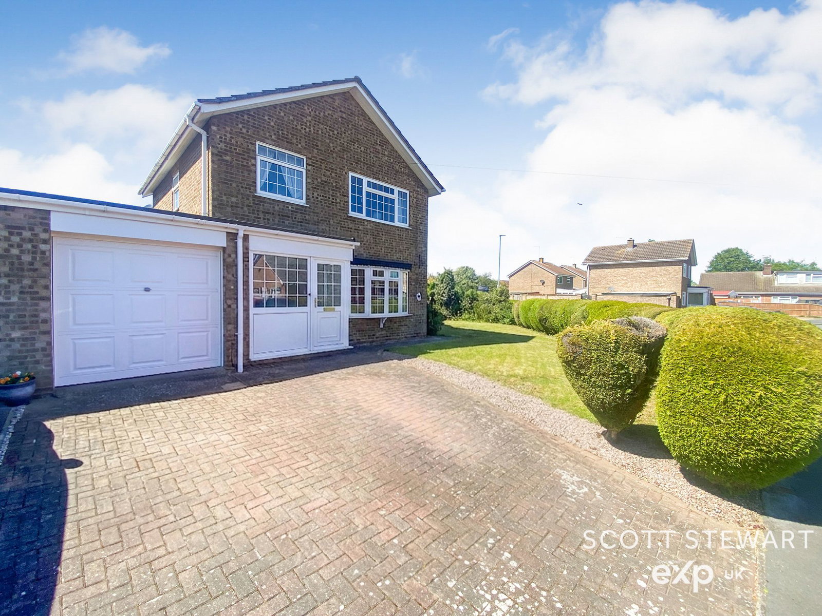 Detached House in Peterborough