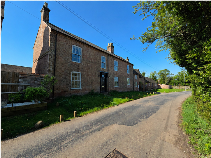 Detached House in Atherstone